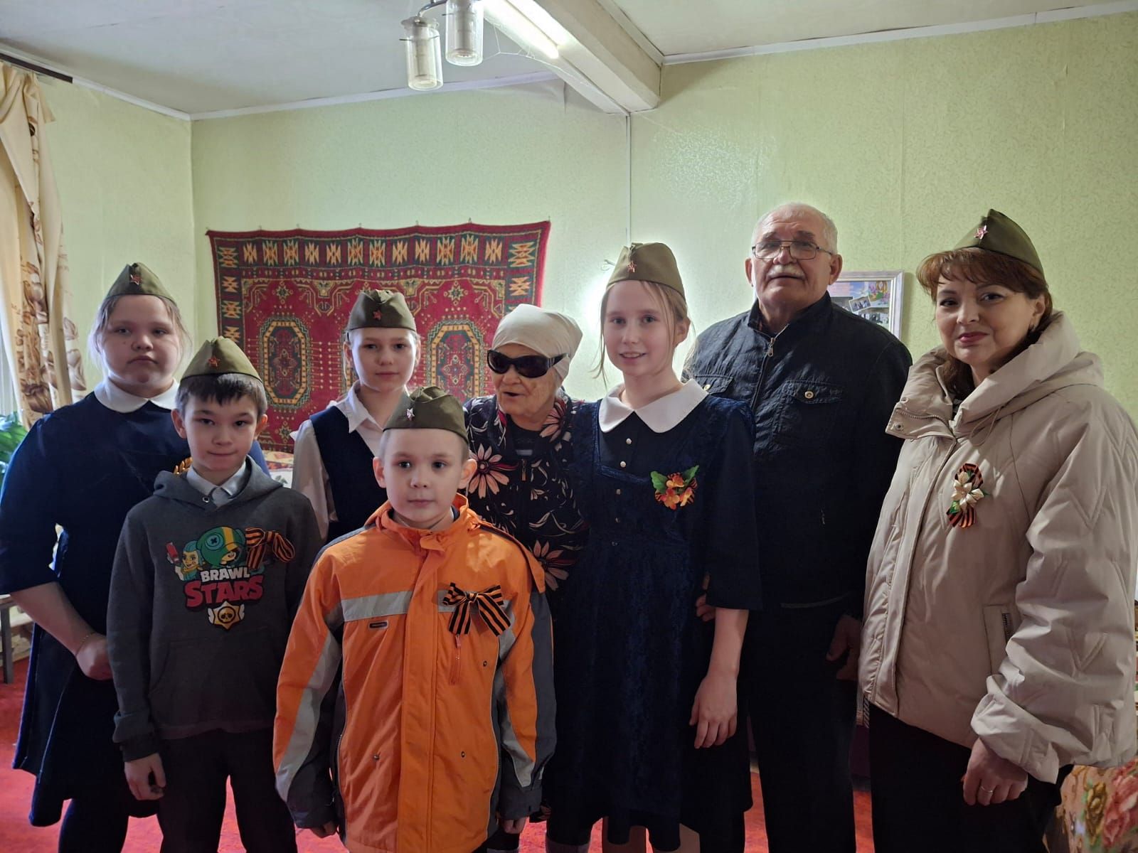 Сотрудники и воспитанники социального приюта «Камские зори» почтили память жертв концлагерей