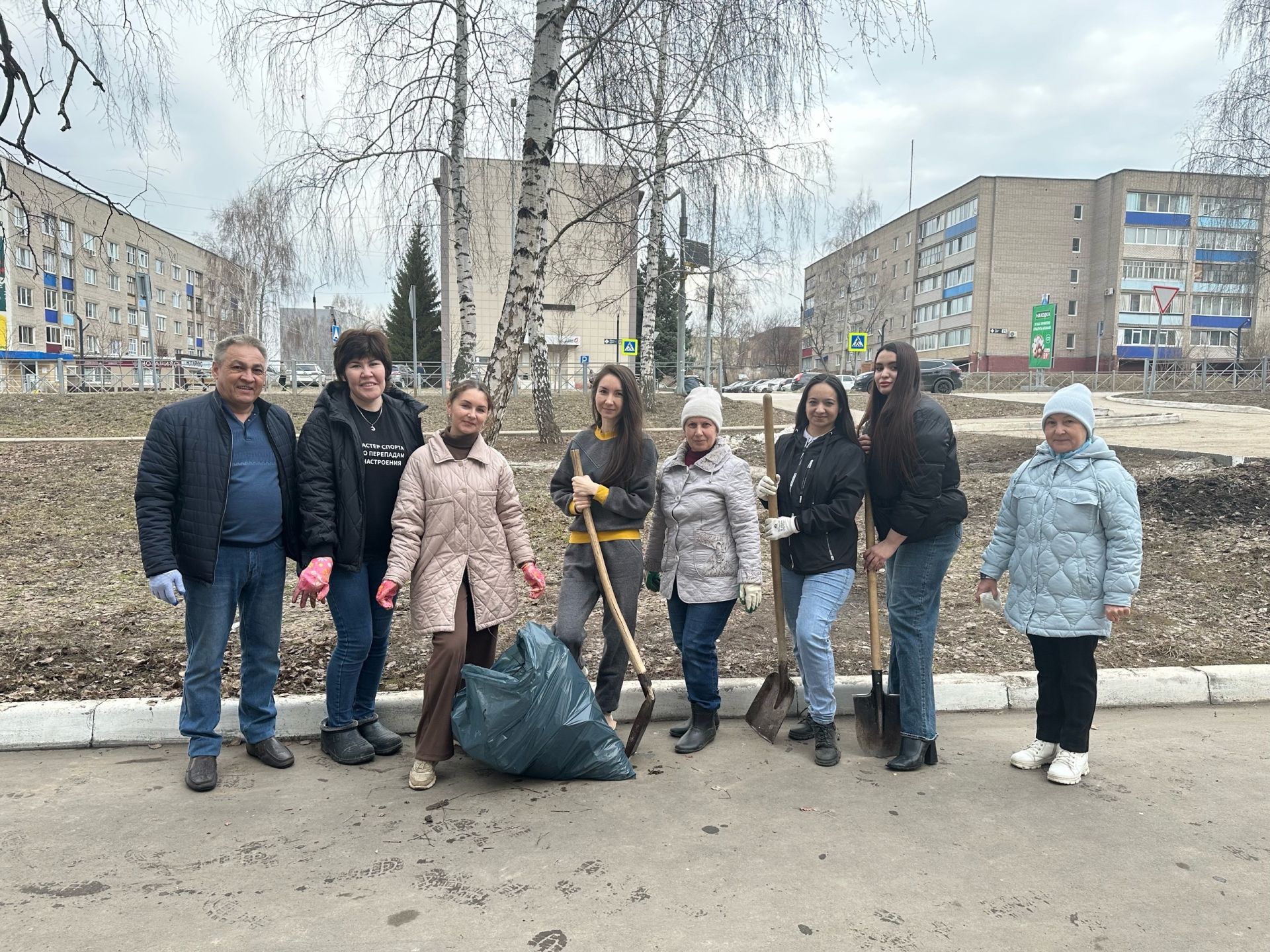 Менделеевцы сделали наш город чище и красивее