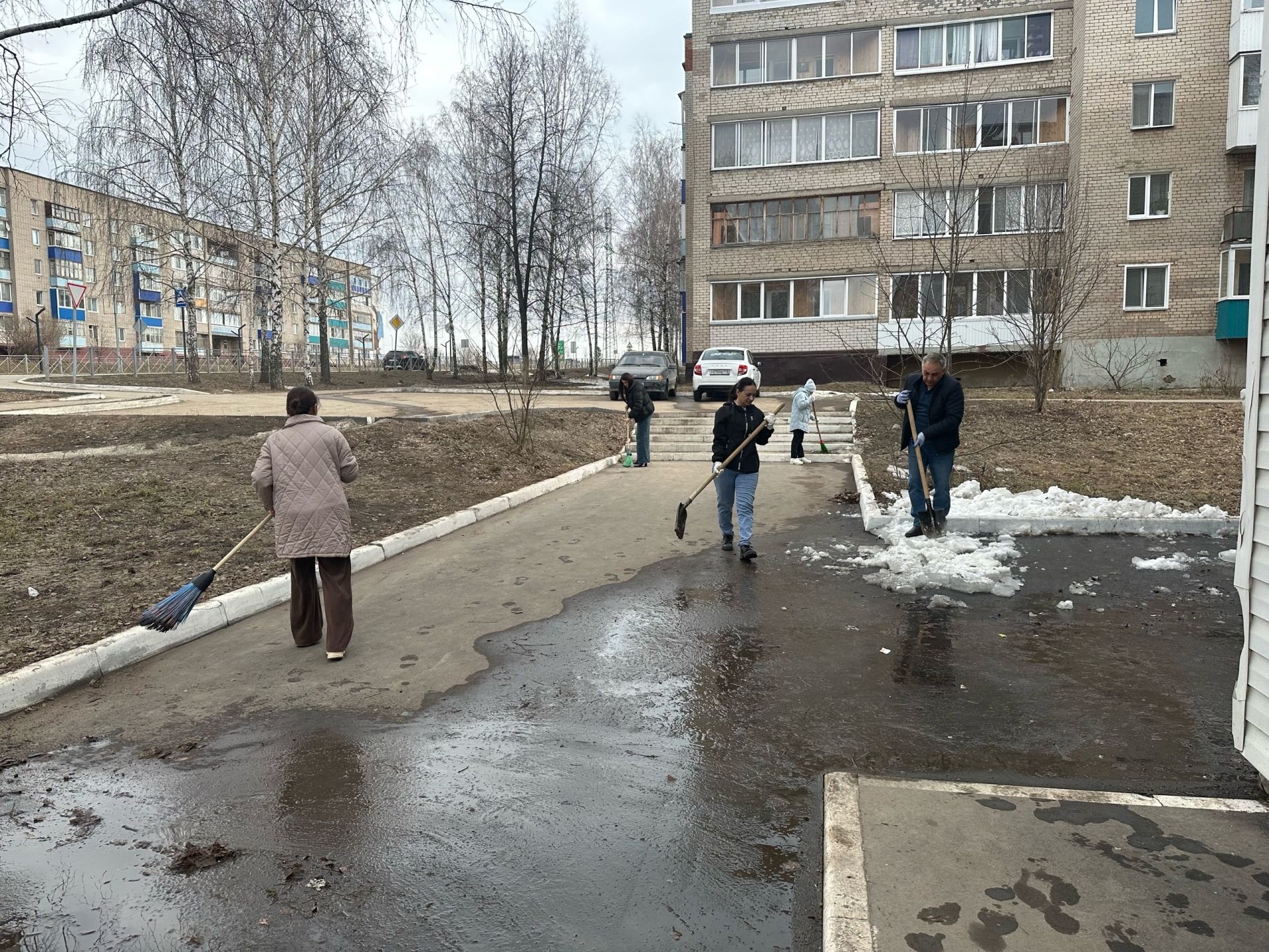 Команда «Менделеевских новостей» присоединилась к экологическому двухмесячнику