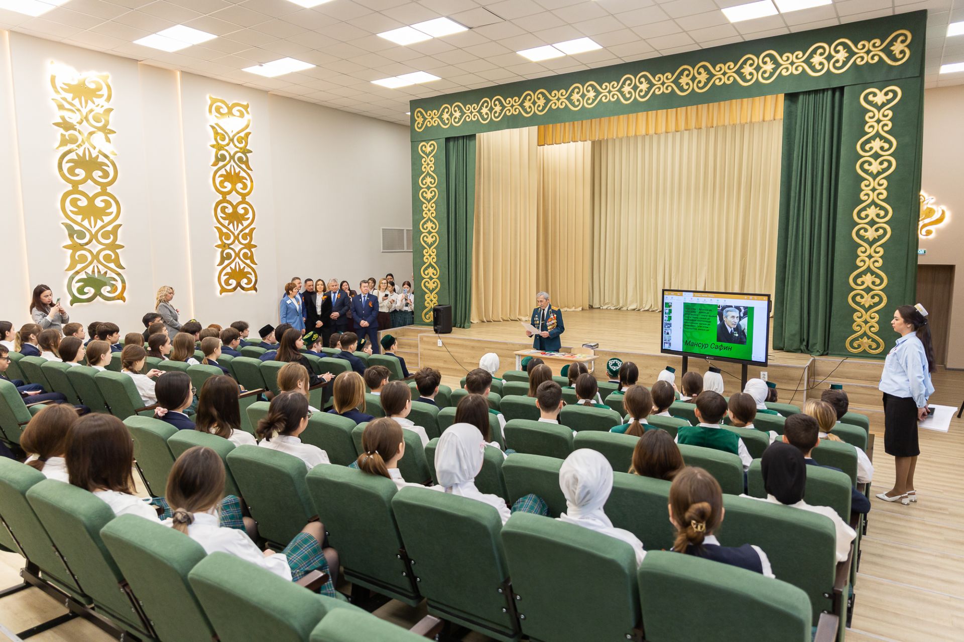 Депутат Альфия Когогина оценила результаты капремонта лицея-интерната