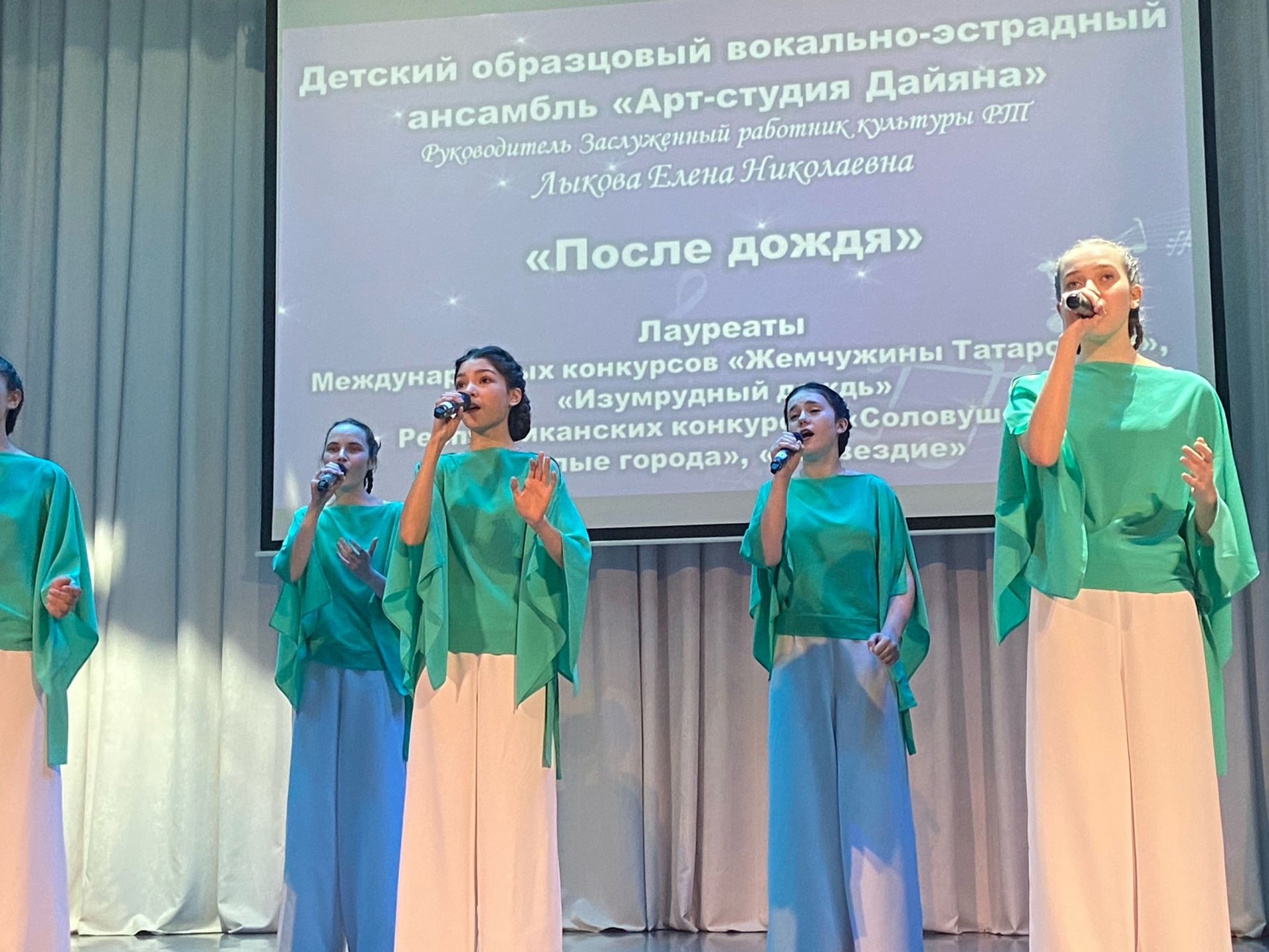 В Менделеевске состоялся отчётный концерт педагогов и воспитанников ДШИ