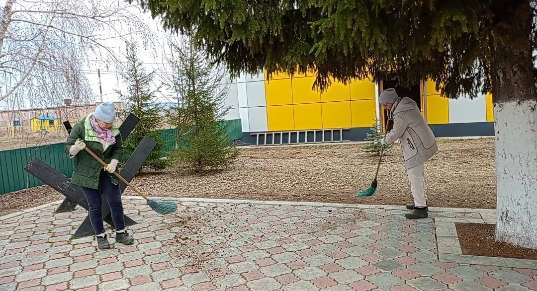 В Тат. Челнинском поселении провели весенний средник