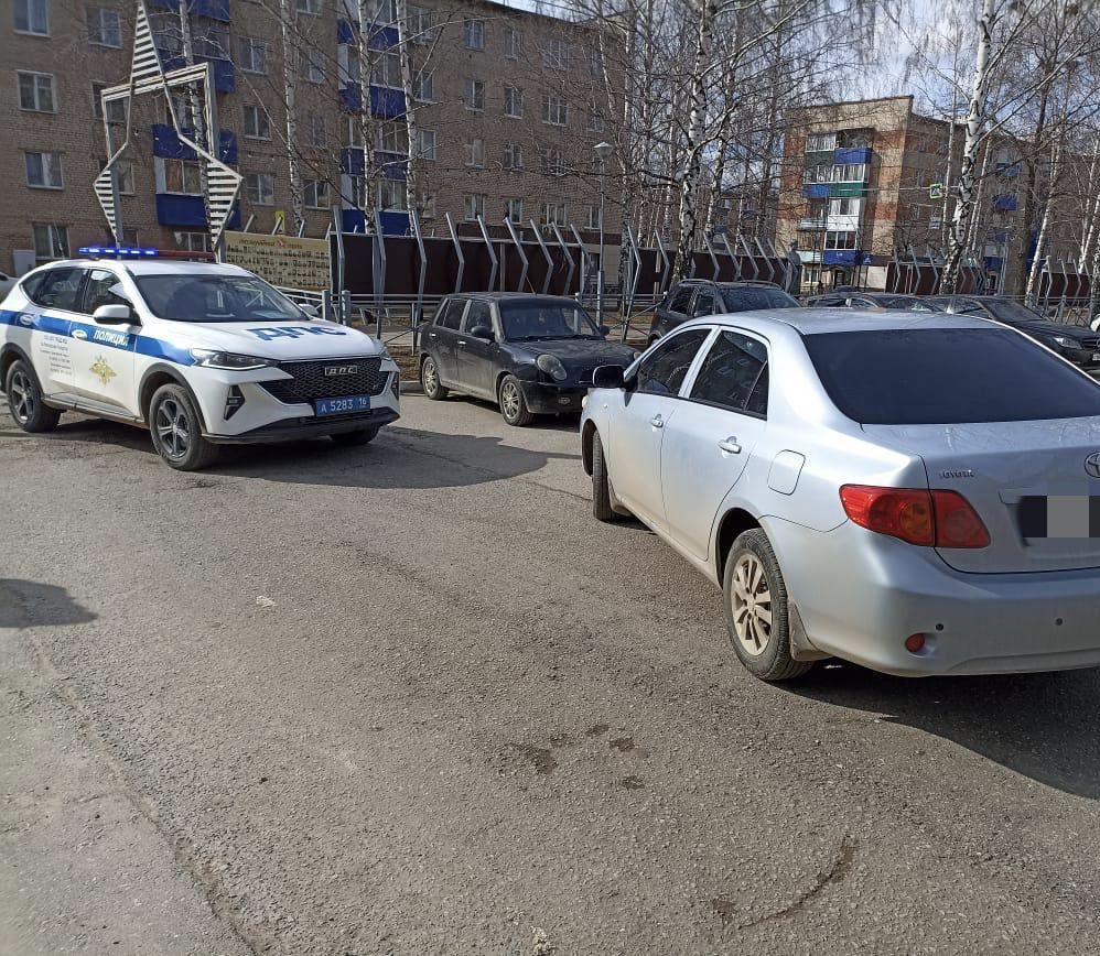 В Менделеевске задержан водитель без прав с признаками опьянения