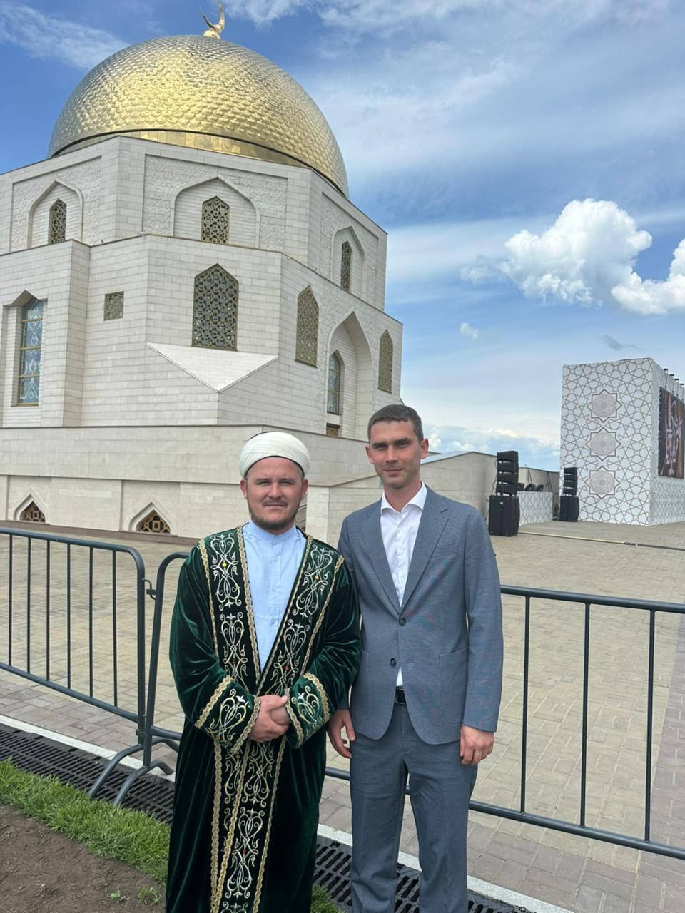 Делегация из Менделеевска побывала на «Изге Болгар җыены»