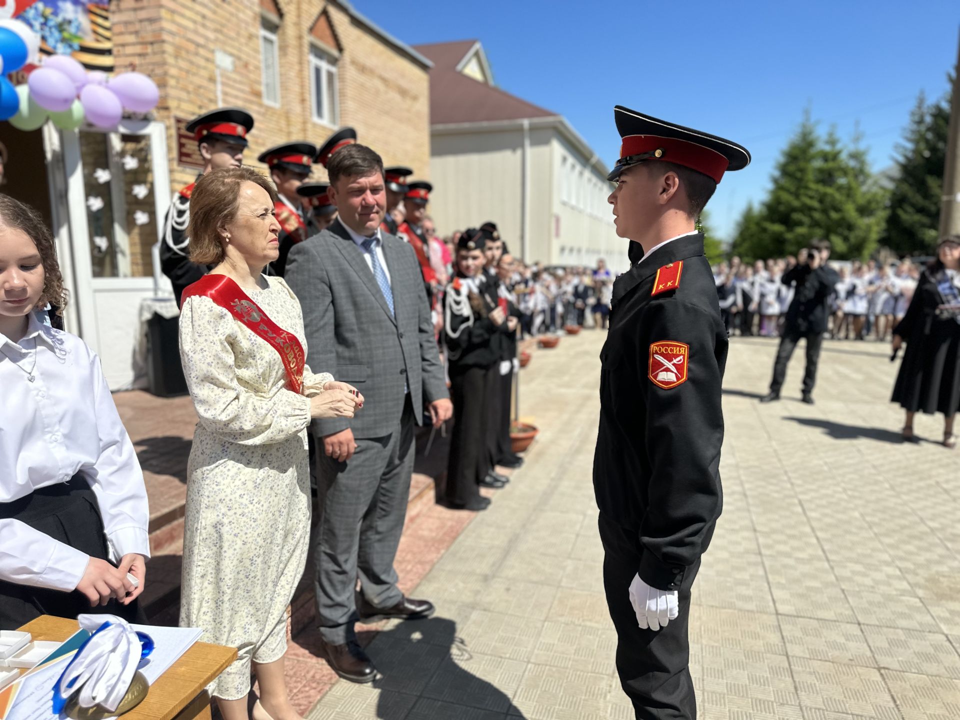 Последние звонки прозвучали во всех школах Менделеевска