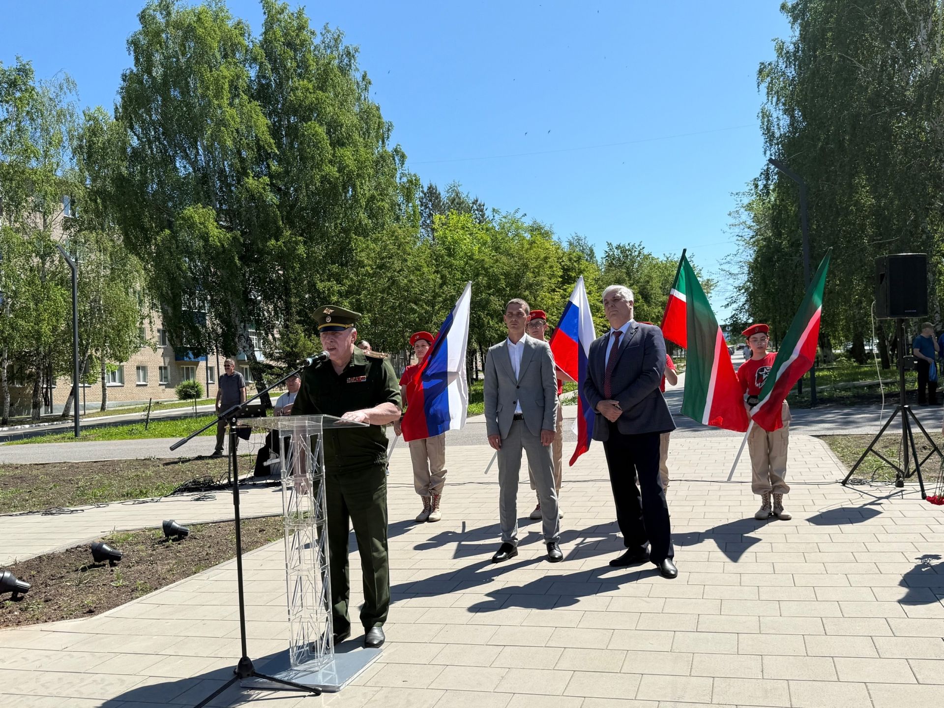 Менделеевские пограничники приняли поздравления в связи с профессиональным праздником