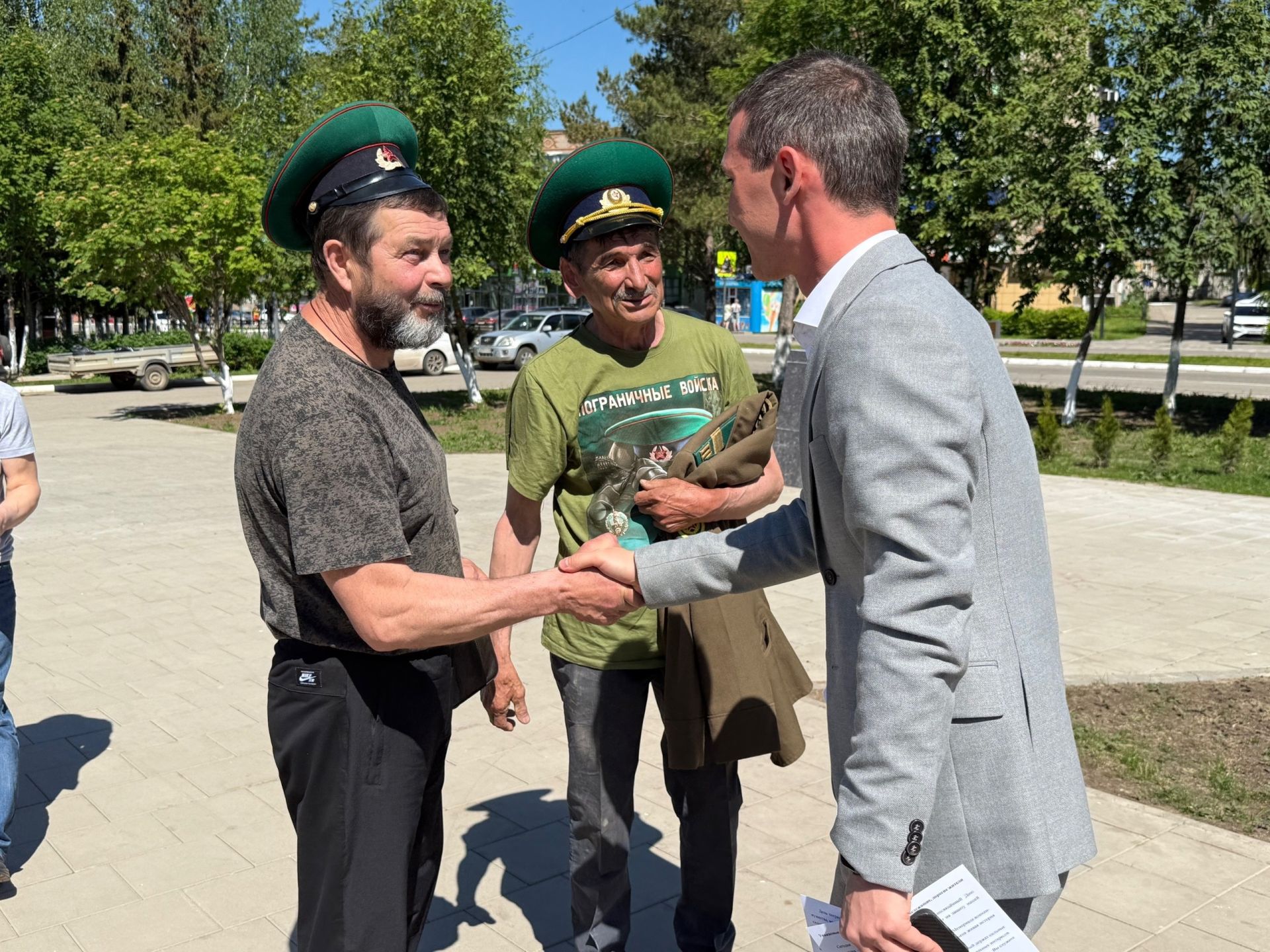 Менделеевские пограничники приняли поздравления в связи с профессиональным праздником