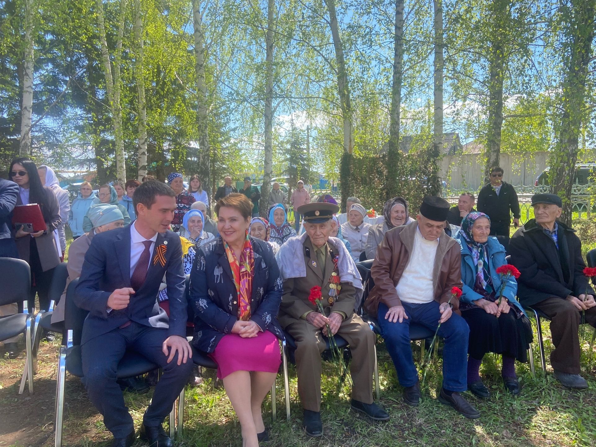 В Бизяках состоялся митинг, посвящённый 80-летию Победы