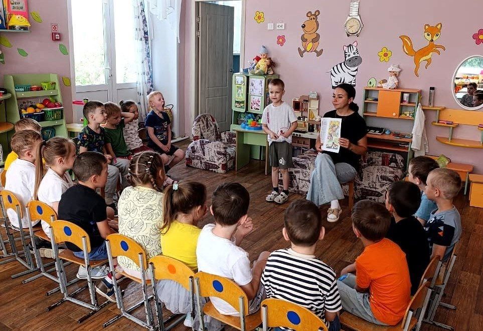 В детском саду №10 «Рябинушка» Менделеевска проведён День читающего человека