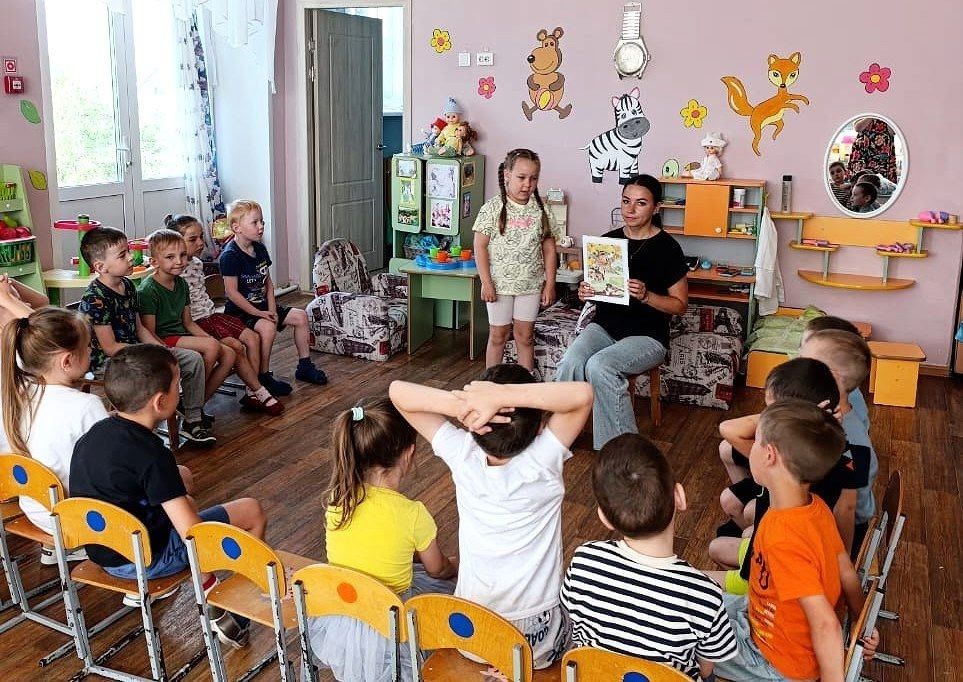 В детском саду №10 «Рябинушка» Менделеевска проведён День читающего человека