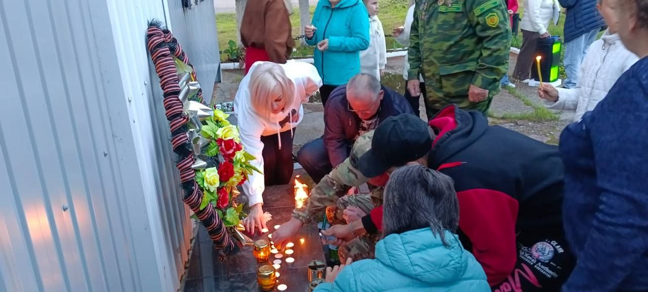 В Тихоново прошла акция «Свеча памяти» в честь Дня памяти и скорби