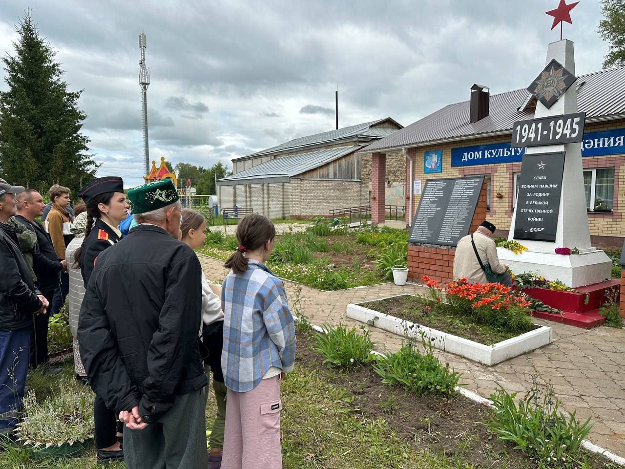 В Тойгузино состоялся автопробег «Дорогами Победы» в День памяти и скорби