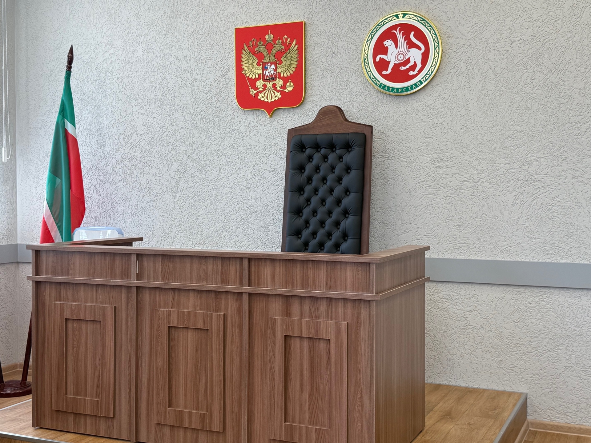 В Менделеевске открылось обновлённое здание для мировых судей