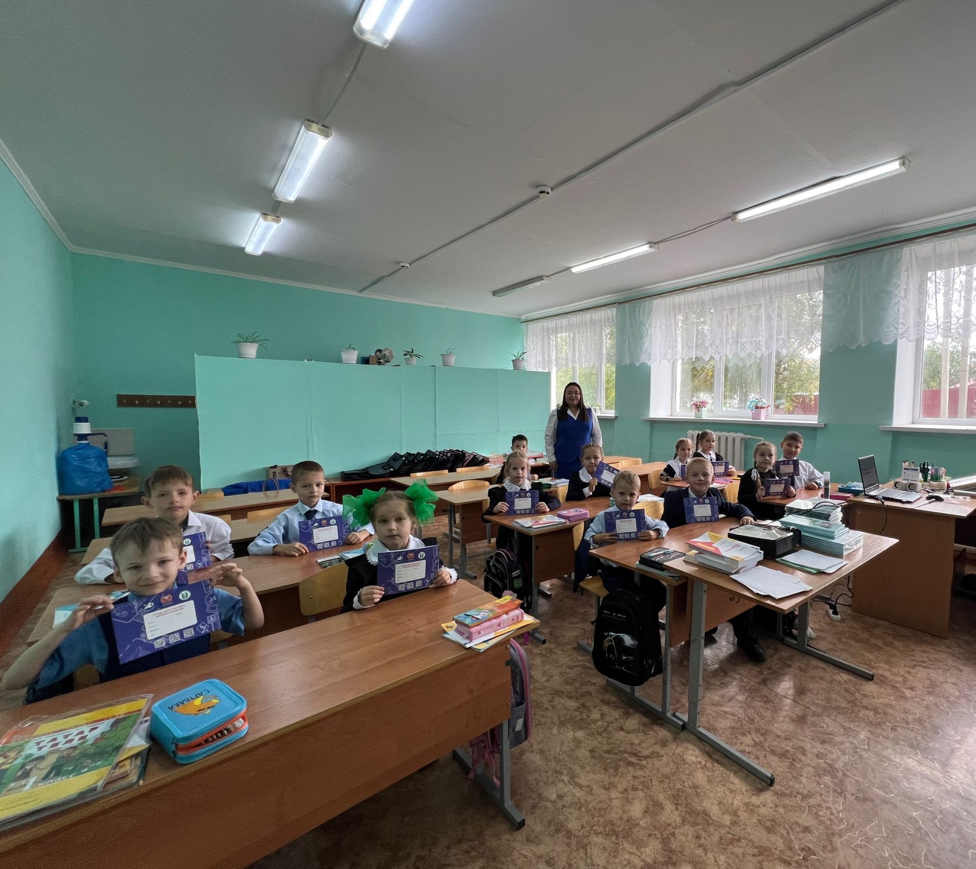 В Менделеевске проходят тематические занятия по дорожной грамотности для юных пешеходов