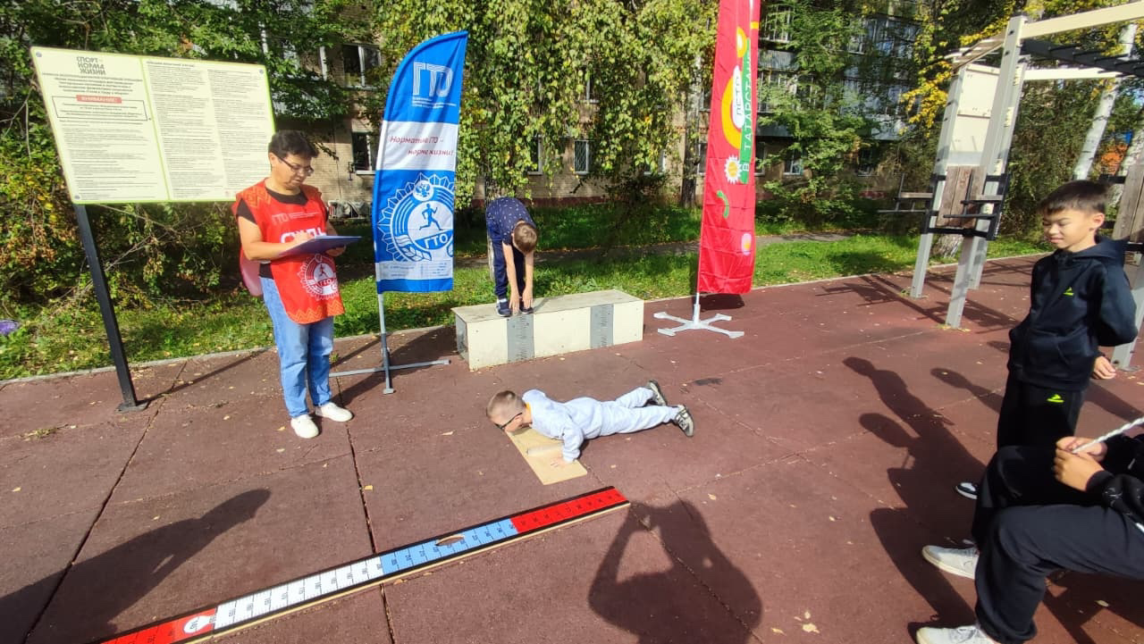 У жителей Менделеевска была возможность не только проголосовать, но и проверить свою физическую подготовку