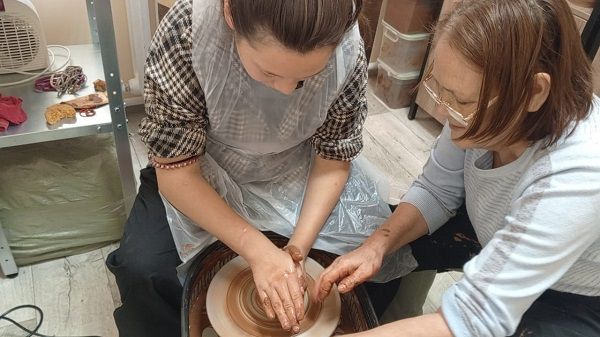 В социальном приюте «Камские зори» дети открывают для себя мир гончарного искусства