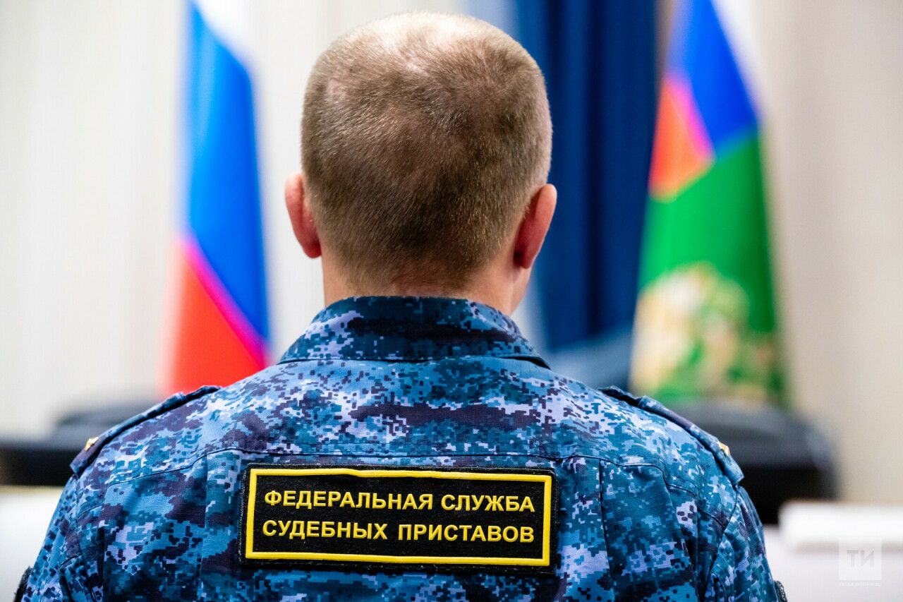 Арест имущества за долги по ЖКХ в Менделеевске: судебные приставы изъяли технику на 8000 рублей