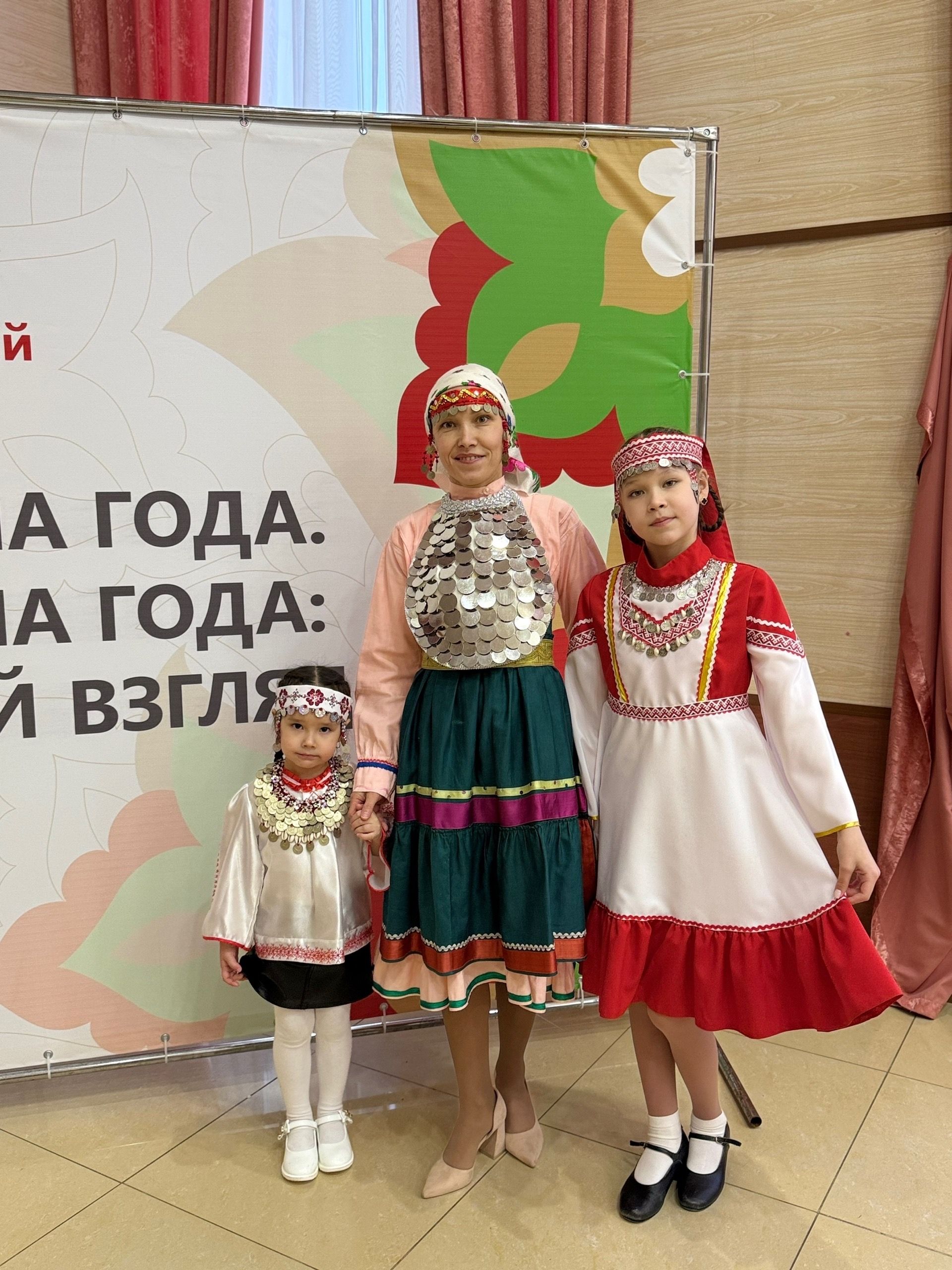 Менделеевцы победили на зональном этапе конкурса «Женщина года»