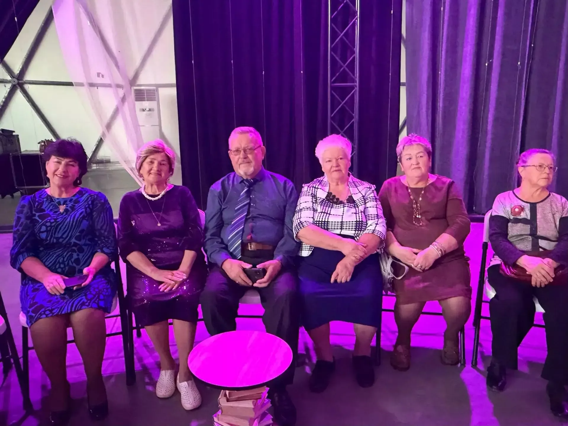 В Менделеевске прошёл вечер отдыха «Как молоды мы были»