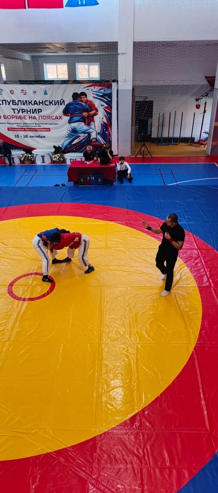 В Менделеевске прошли всероссийские соревнования и чемпионат ПФО по борьбе на поясах