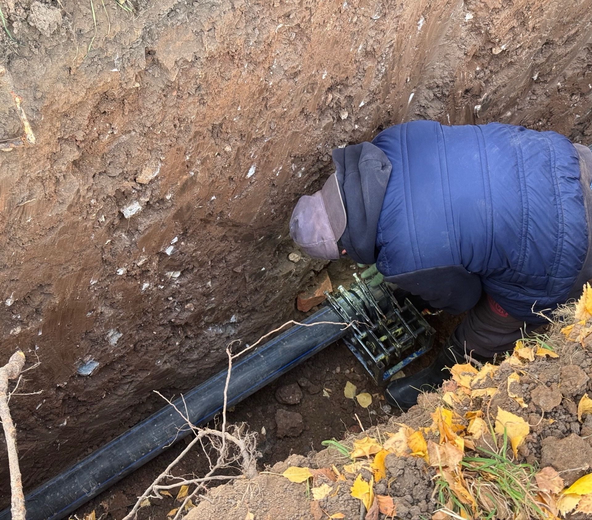 в Менделеевске заменили водоотводящую трубу