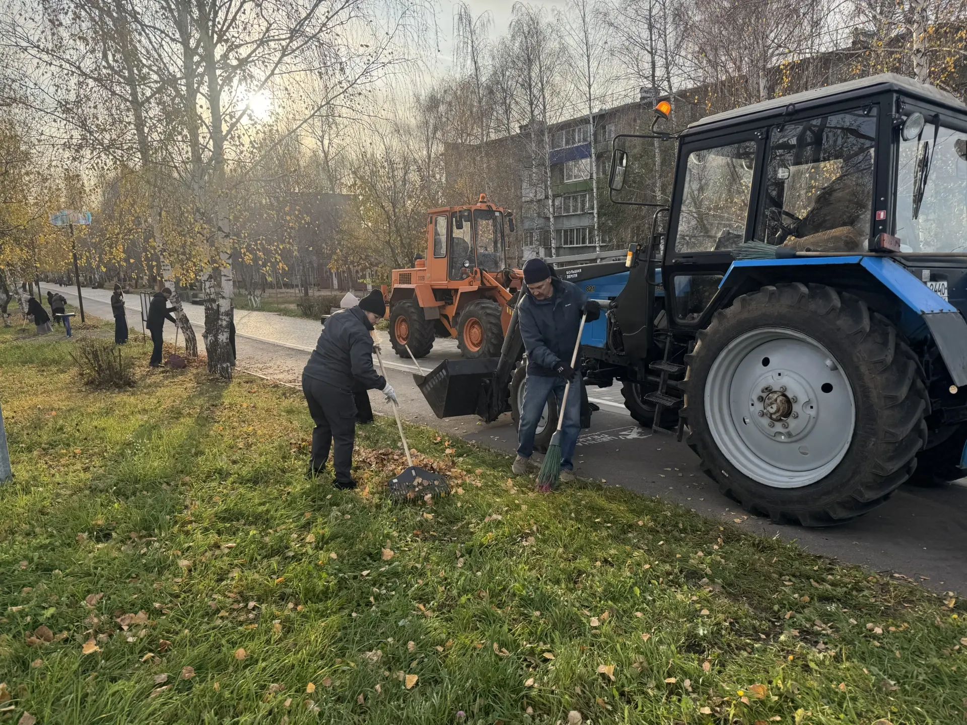 23 октября на спортивной аллее прошли «Осенние чистые игры»
