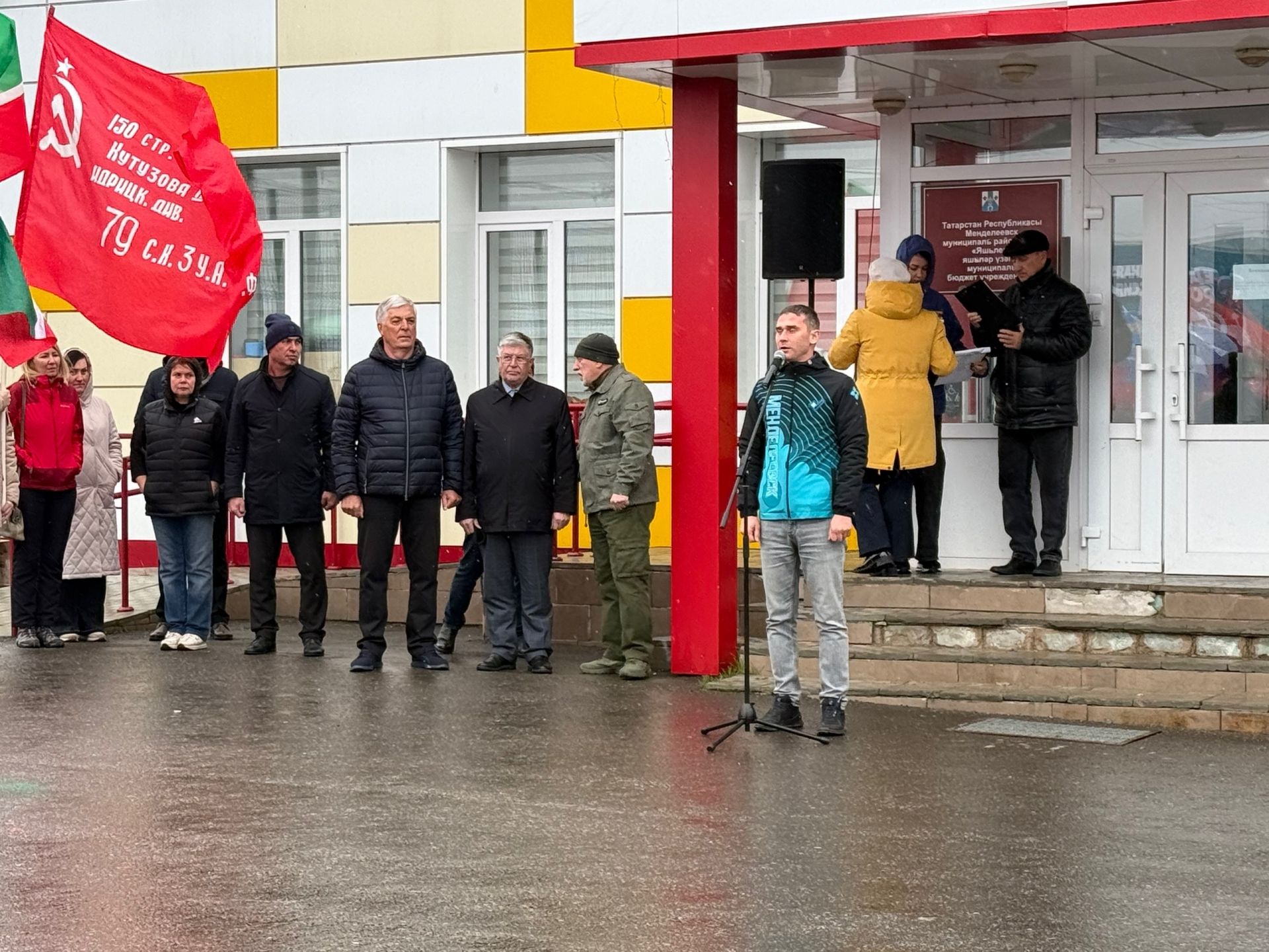 Из Менделеевска отправился очередной гуманитарный груз в зону СВО