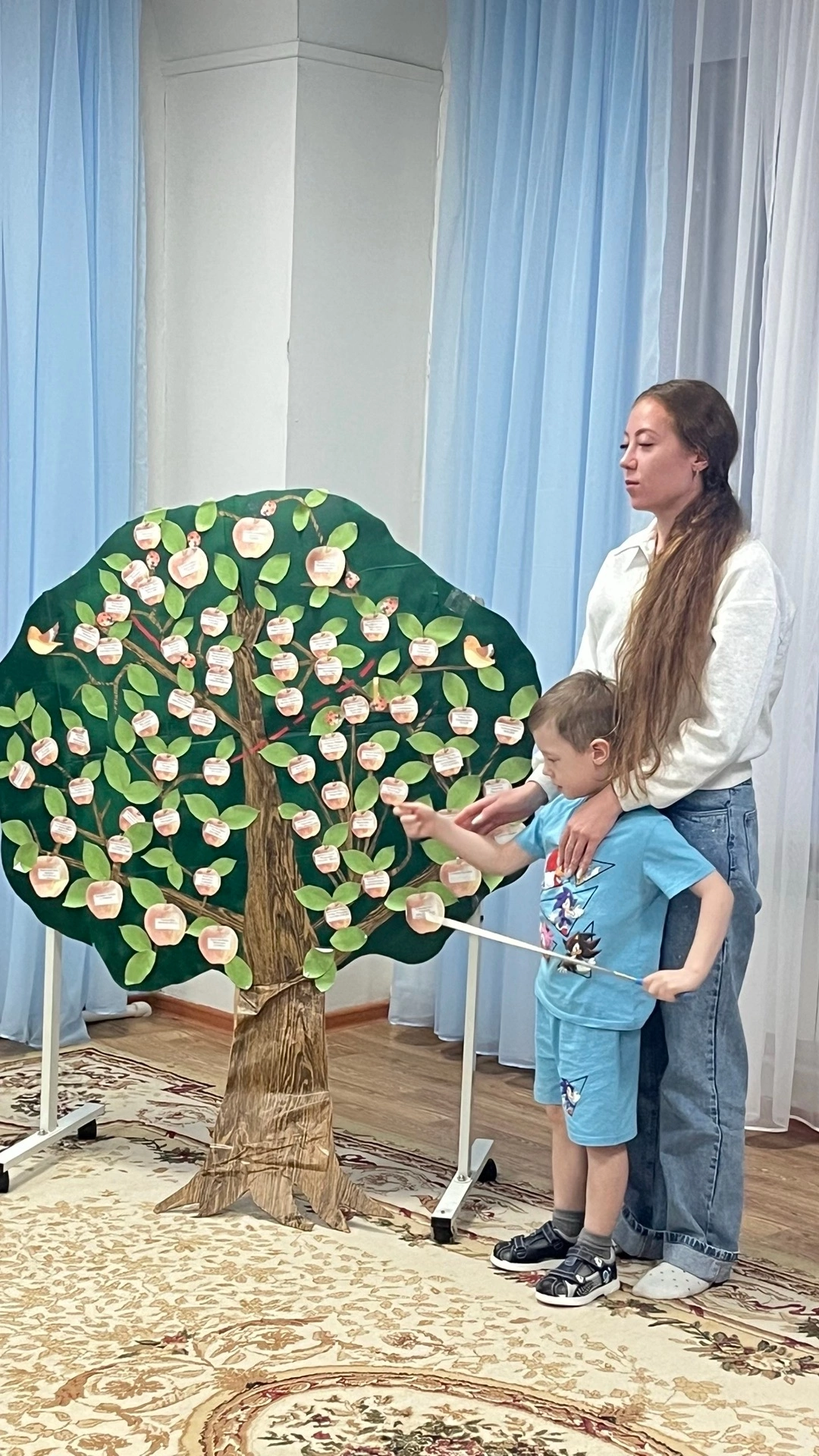 Воркшоп «Моя семья — мои корни» провели в детском саду № 2 «Сказка» Менделеевска