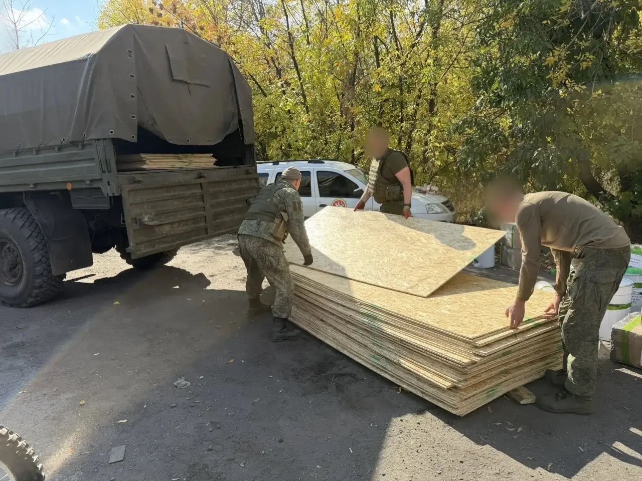 Менделеевск доставил бойцам 20 тонн гуманитарной помощи