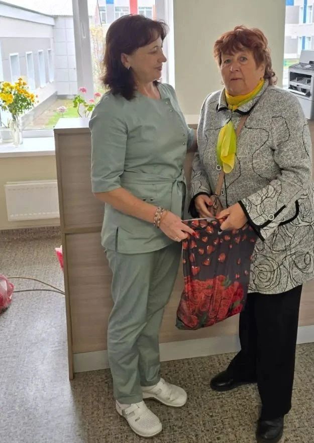 Ветеранам Менделеевской ЦРБ вручили продовольственные пакеты