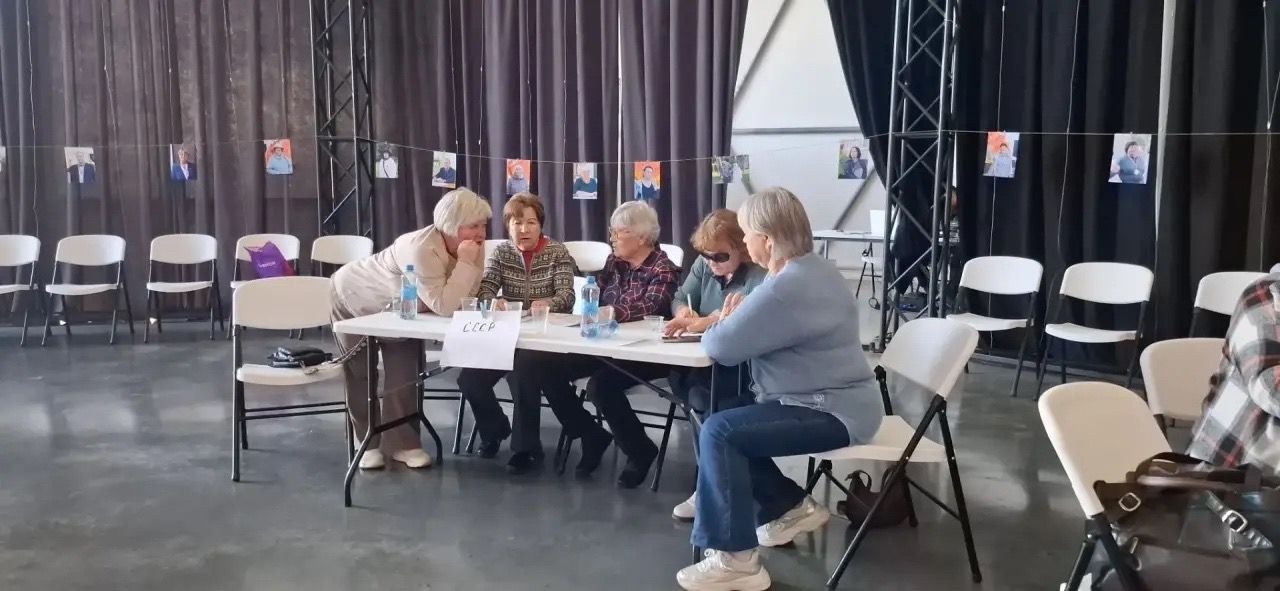 В Менделеевске пенсионеры сыграли в квиз «Назад в СССР»
