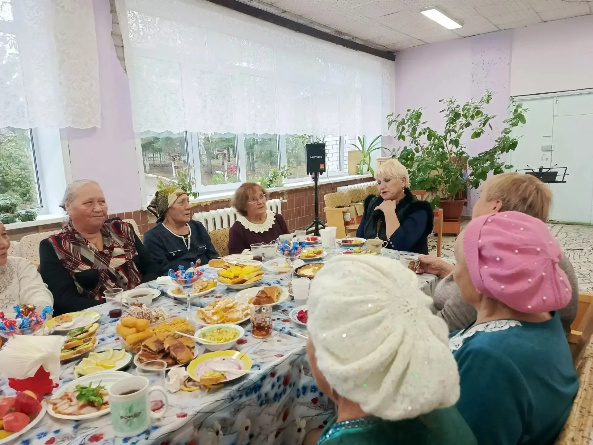 Тихоновский СДК провёл праздник для старшего поколения