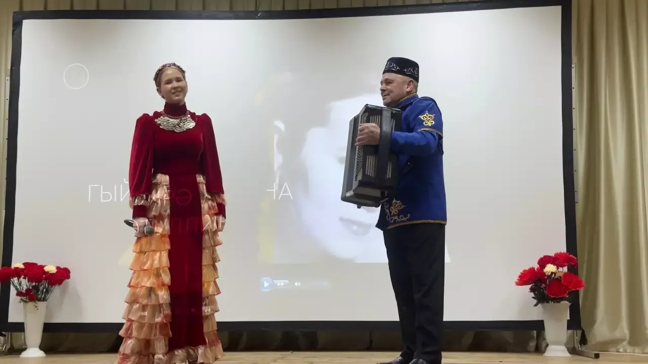 В Камаевском сельском доме культуры почтили память легендарной артистки Вафиры Гиззатуллиной