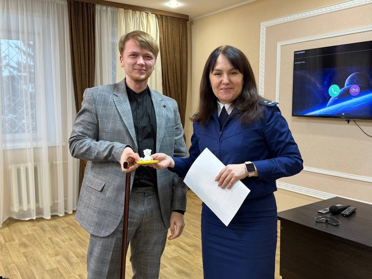 «Диалог с прокурором: активисты центра «Форпост» узнали, каково это — стоять на страже закона»