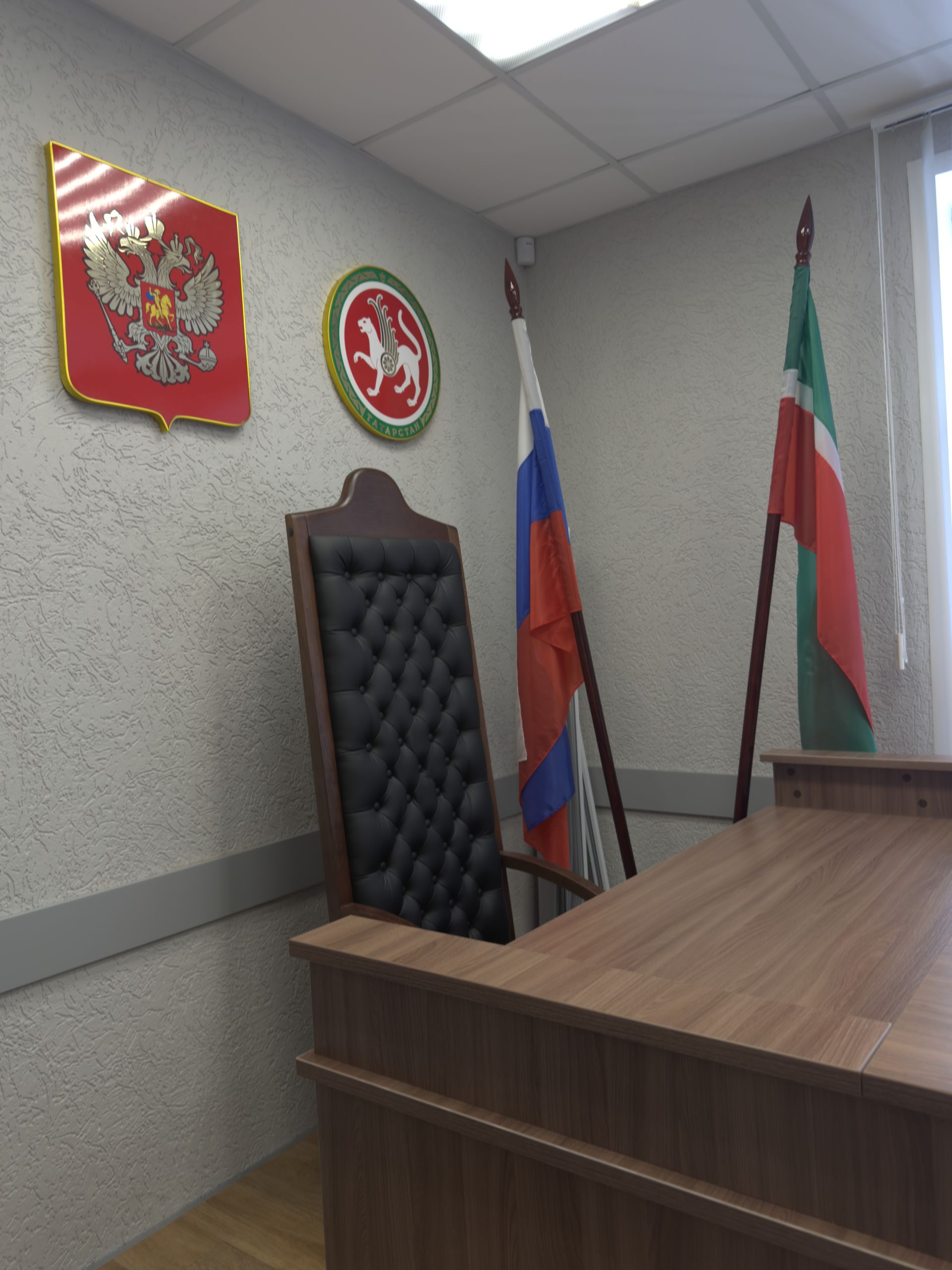 Пьяная езда без номеров обошлась жителю Менделеевского района в 45 000 рублей и полутора годами пеших прогулок