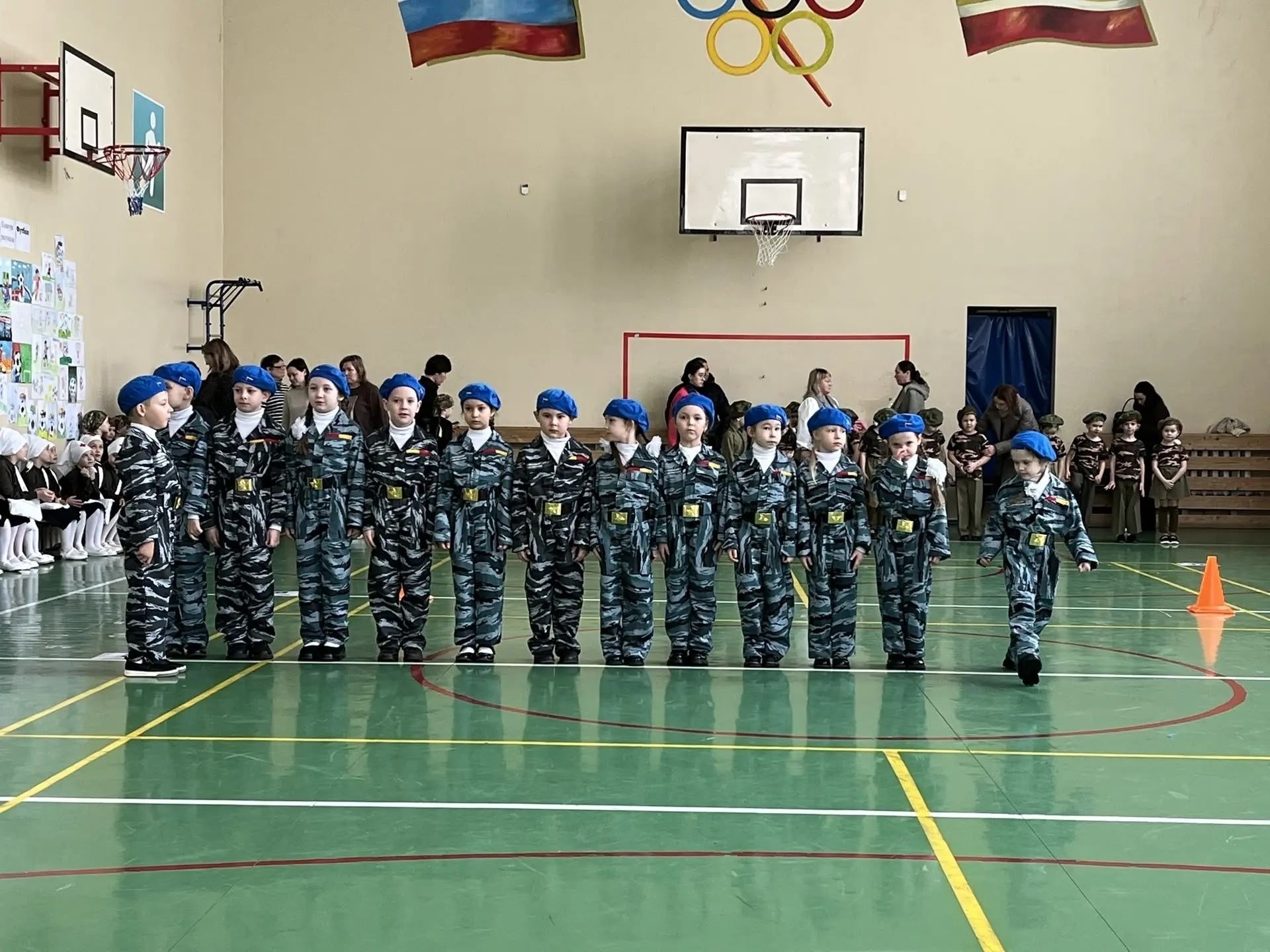 Смотр строя и песни для дошколят в Менделеевске выявил лучшие отряды