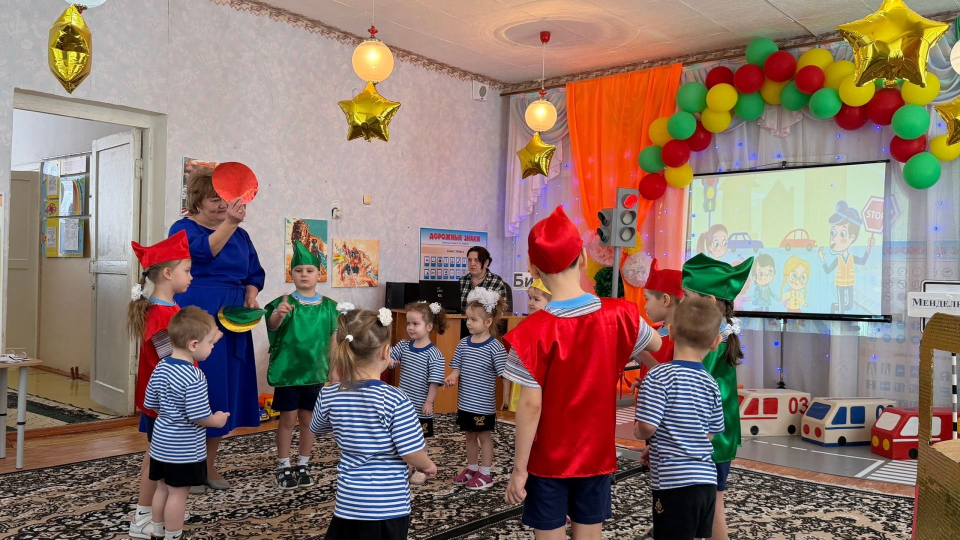 В Бизякинском детском саду Менделеевского района дошкольники изучали ПДД в игровом формате