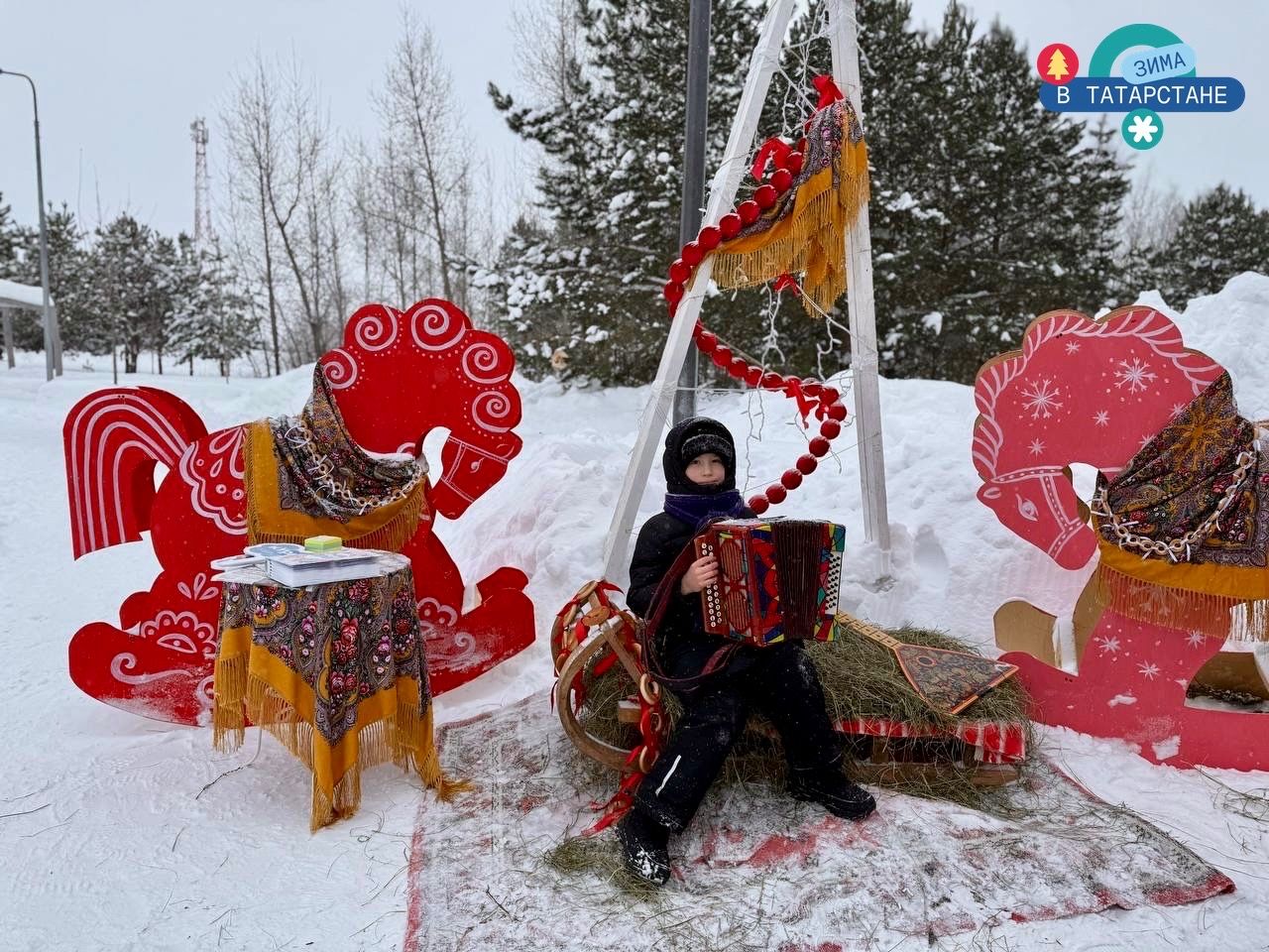 Третий семейный гастрофестиваль проведён в Менделеевске: сказочный сквер, национальная кухня и флешмоб дружбы