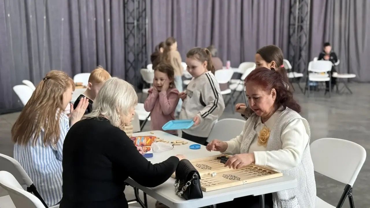 Весна в «Атмосфере»: семейный день объединил жителей Менделеевска