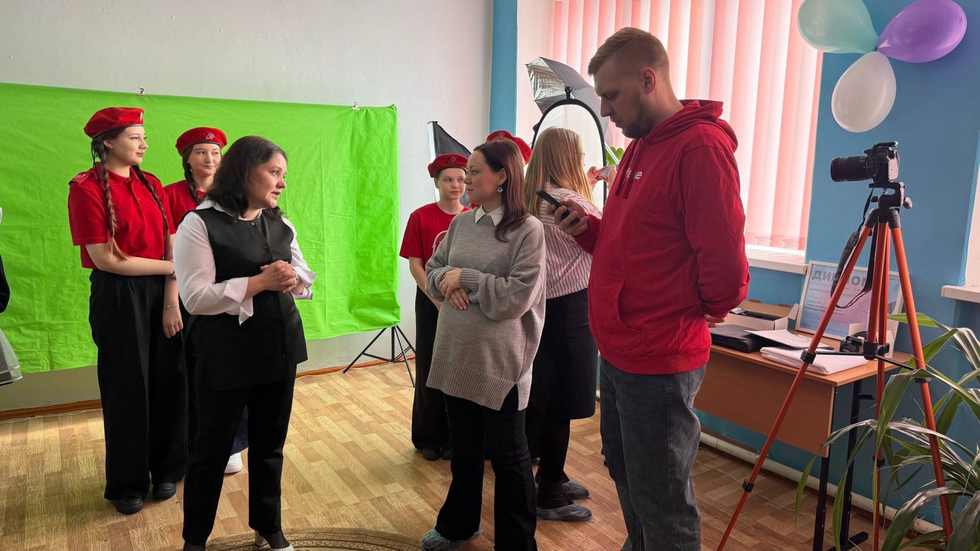 В школе №2 Менделеевска открылся современный медиа-центр