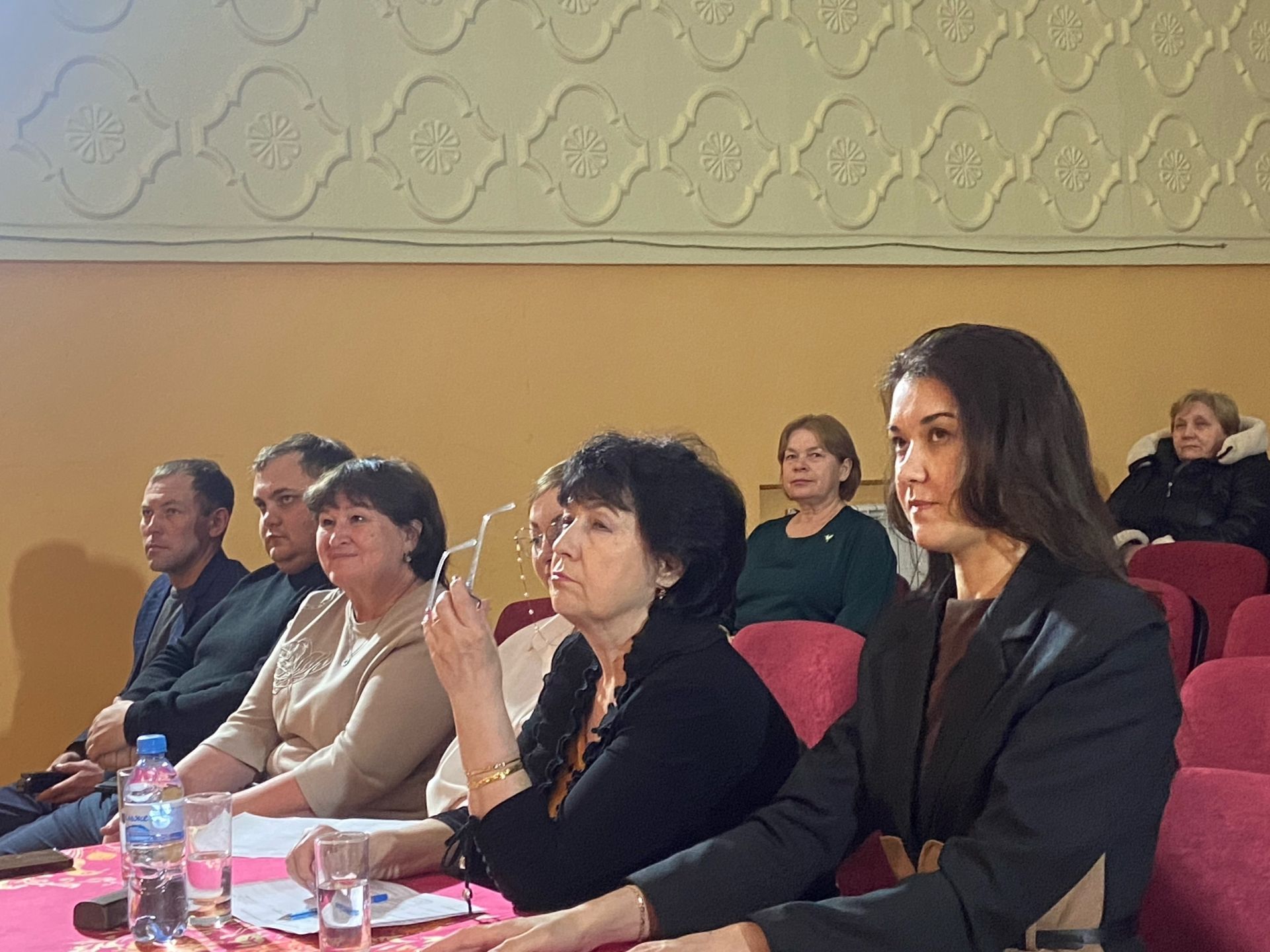 Бондюжский базар, конь-огонь, песни и пляски: как в Менделеевском районе прошёл первый фестивальный концерт