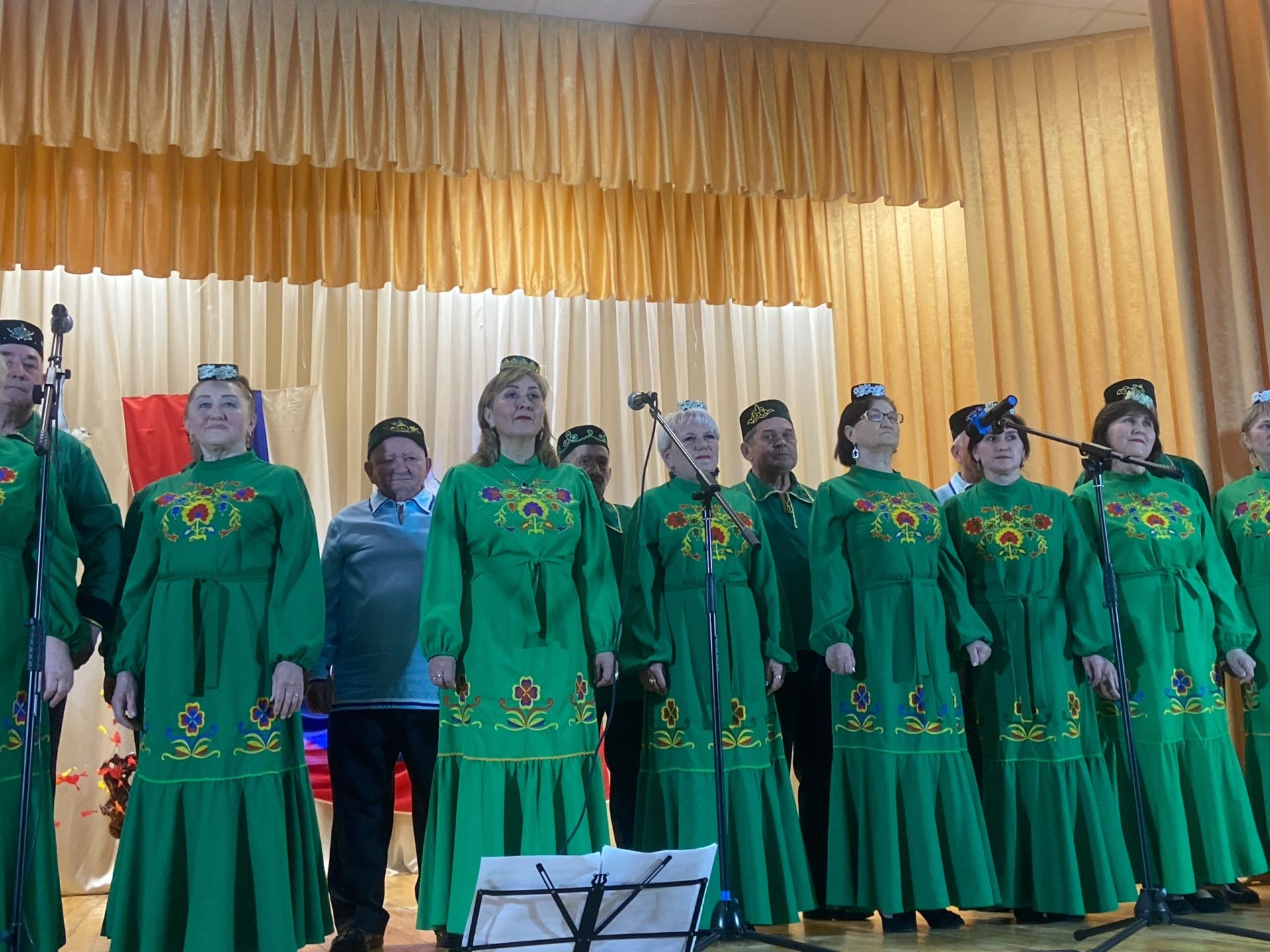 Бондюжский базар, конь-огонь, песни и пляски: как в Менделеевском районе прошёл первый фестивальный концерт