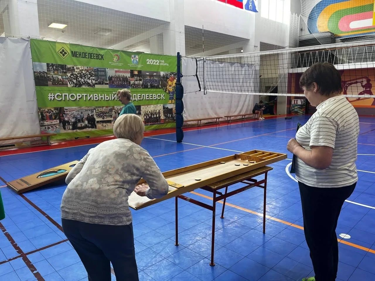Участницы группы «ЗОЖ 50+» из Менделеевска сразились в играх народов мира