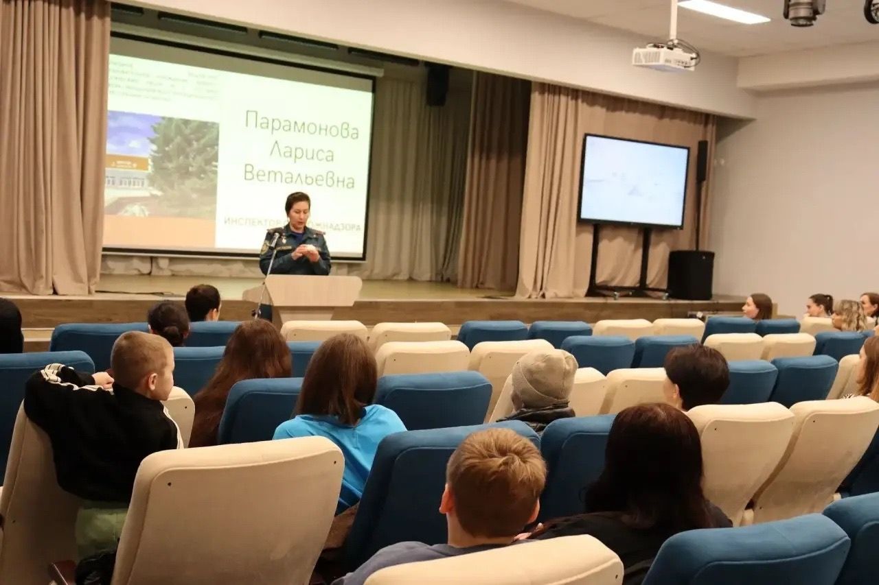 В школах Менделеевска и района прошли масштабные учения по эвакуации