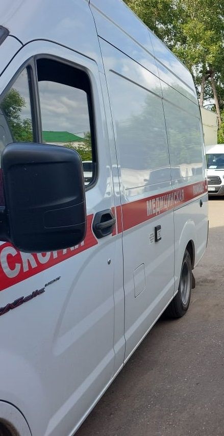 В Челнах 6-летнюю девочку увезли в реанимацию после игры на спортплощадке