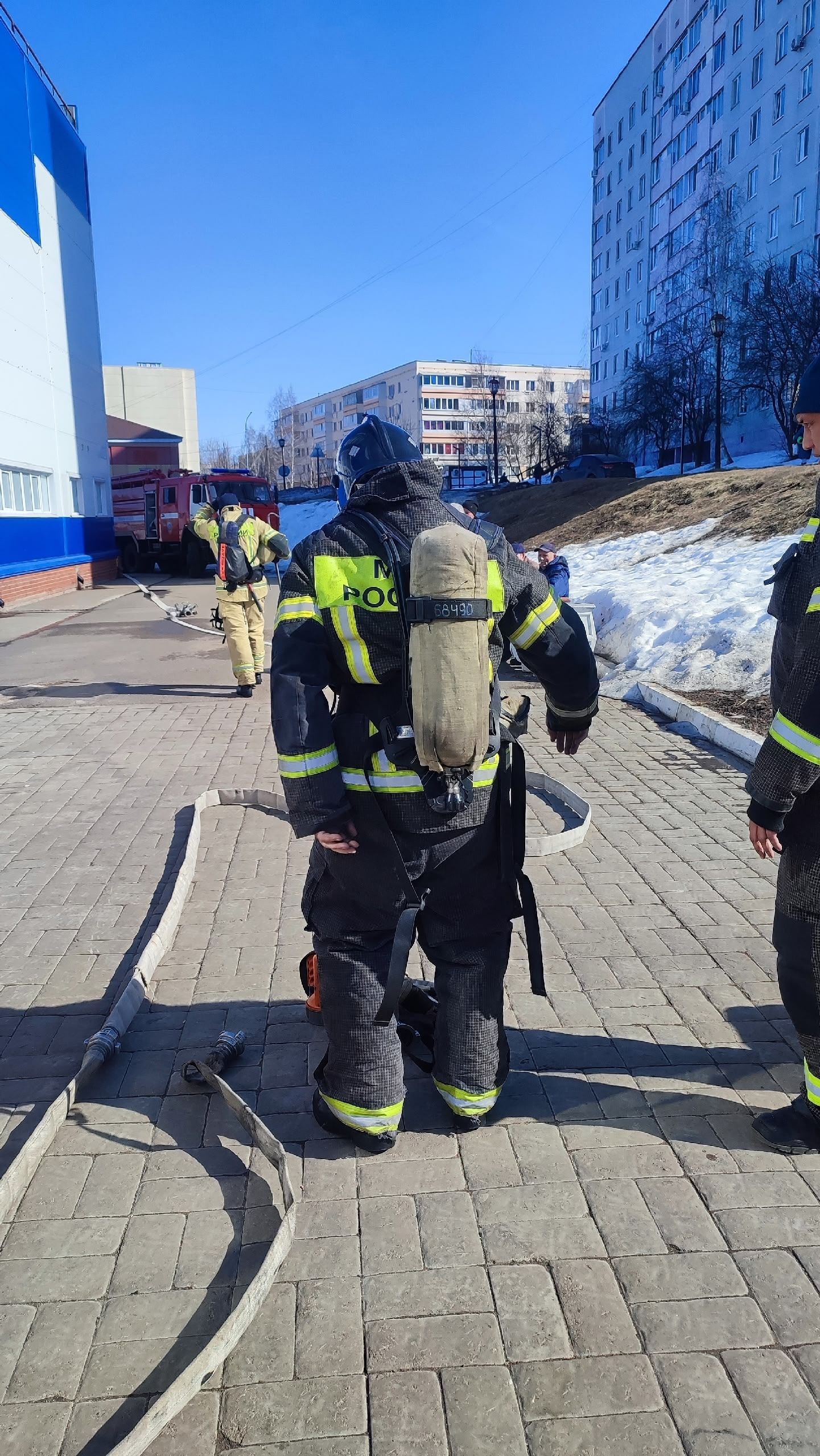 В ледовом дворце Менделеевска прошли плановые учения по пожарной безопасности