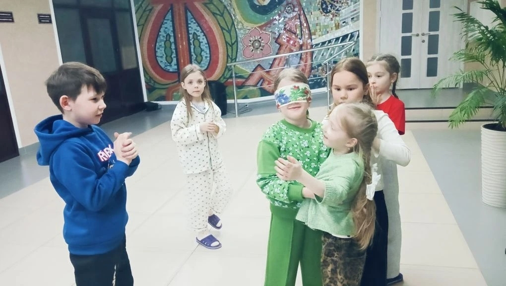 В Тат.Челнинском СДК организовали игровую программу «Русские забавы»