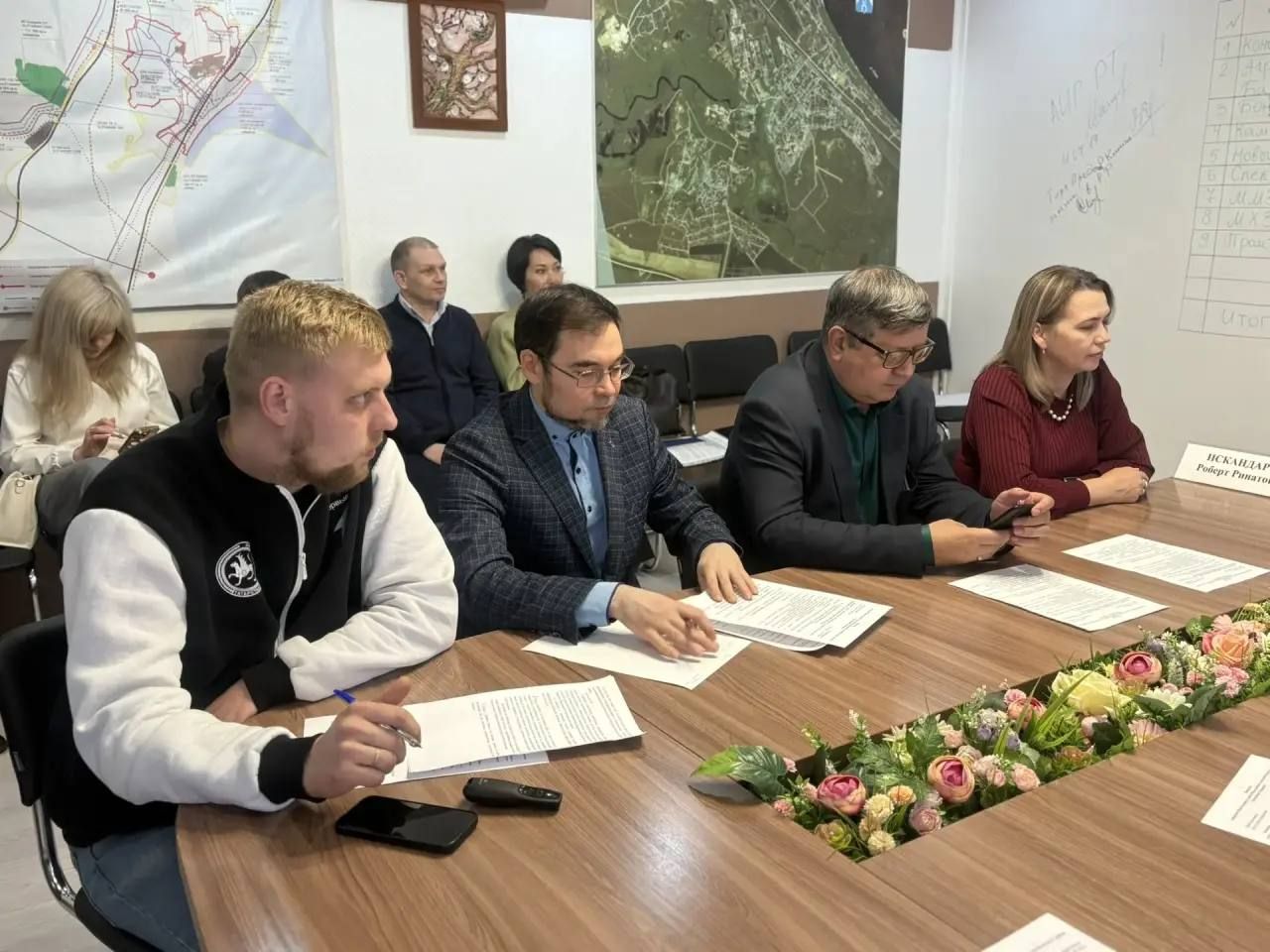 В администрации Менделеевского района прошло первое в 2026 году заседание Общественного совета