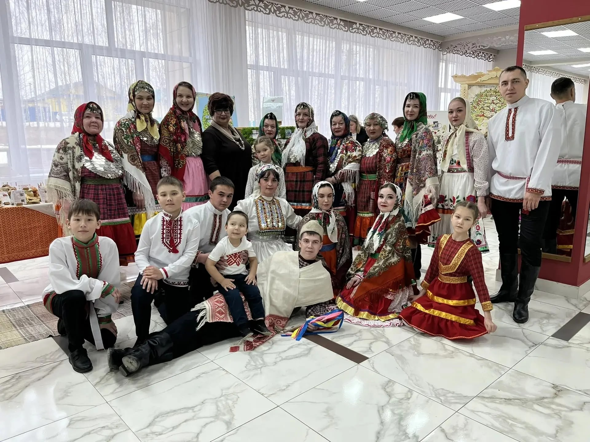 Семья из Менделеевска заняла второе место на фестивале родословной «Эхо веков в истории семьи»