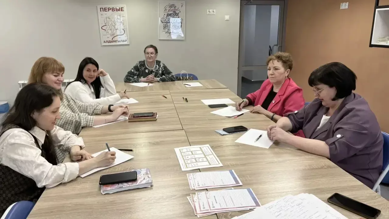 Педагоги прошли стажировку по профориентации в «Менделеевской долине»